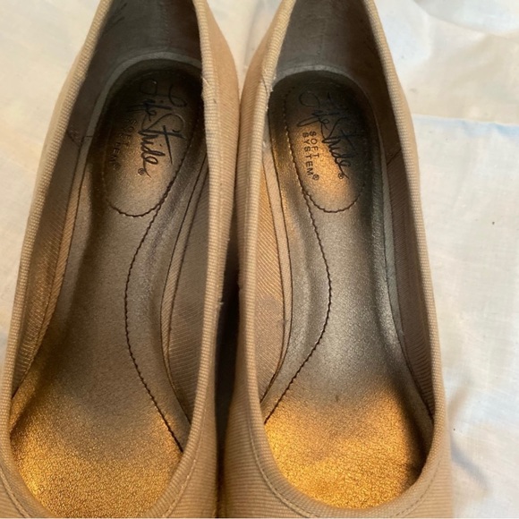 Life Stride Soft System Khaki color Wedge - Picture 3 of 8